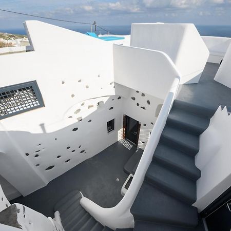 The Luna Caverns Fira  Exteriér fotografie